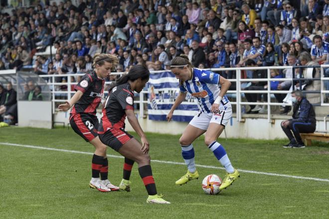 Gemma Gili, en un lance del partido entre la Real Sociedad y el Rayo Vallecano en Zubieta (Foto: Giovanni Batista).