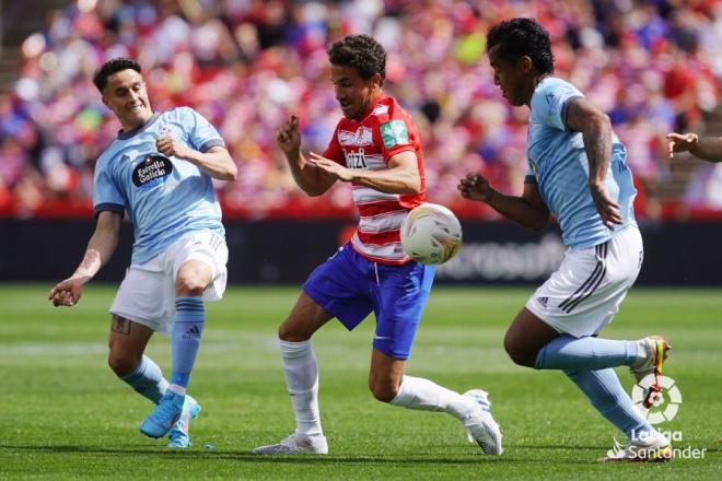 Tapia ante el Granada en Los Cármenes. (Foto: LaLiga).