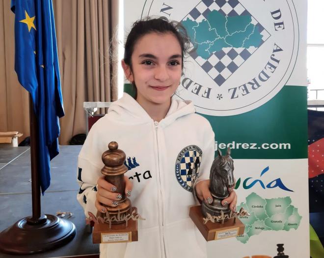 Marta Camacho, campeona de Andalucía de ajedrez para menores.