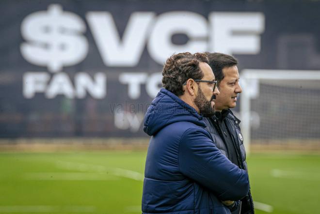 José Bordalás y Anil Murthy (Foto: Valencia CF).