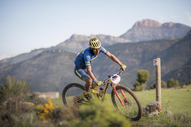 La campeona ucraniana maratón de Mountain Bike vuelve a la competición en la Gigante de Piedra Sm