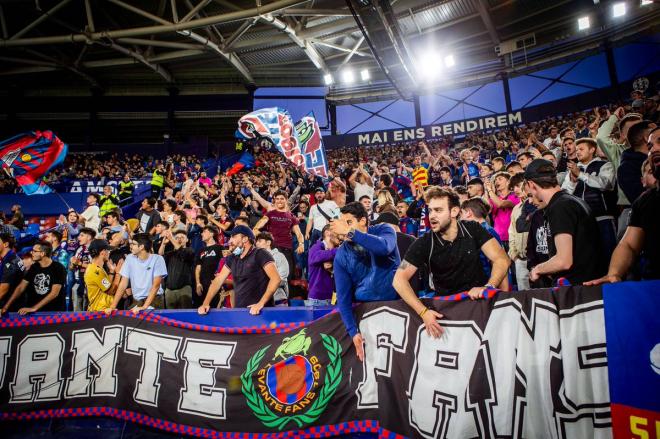 El Levante paga el desplazamiento de sus aficionados al Bernabéu