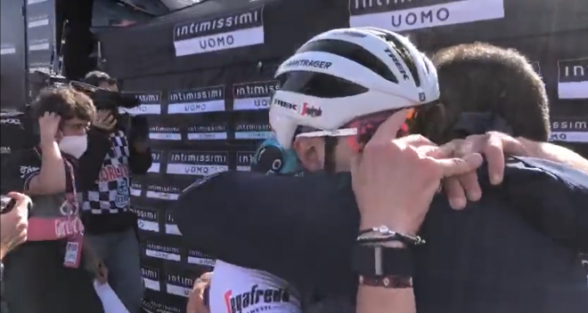 Juanpe López al enterarse de que lidera el Giro