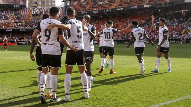 Maxi Gómez celebra su segundo gol ante el Celta de Vigo. (Foto: VCF).