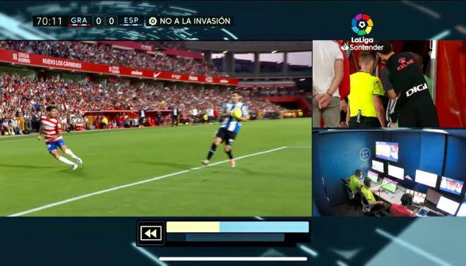 Captura de pantalla del penalti a favor del Granada. (Imagen: Movistar +)
