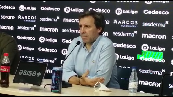 Miñambres, Director Deportivo del Levante, en rueda de prensa