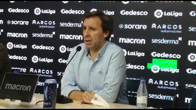 Miñambres en rueda de prensa