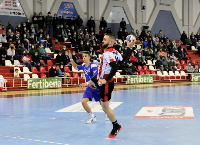 El Fertiberia juega el último partido de liga en el Ovni contra Cisne