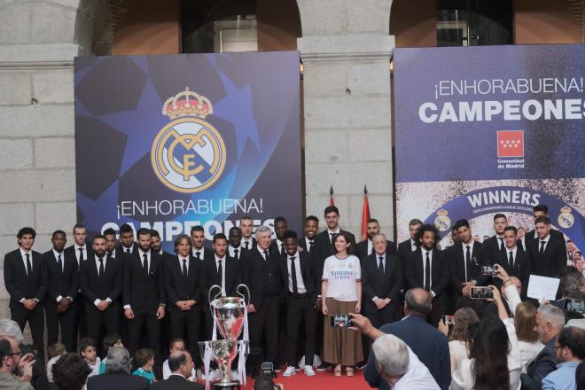 La plantilla del Real Madrid en el Ayuntamiento (Foto: Cordon Press).