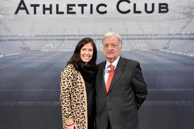 Mikel y Joana Martínez, padre e hija, han sido directivos del Athletic Club en la etapa de Aitor Elizegi.