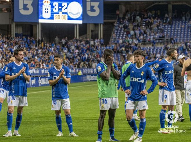 El Real Oviedo, desolado tras quedarse fuera de la promoción (Foto: LaLiga).