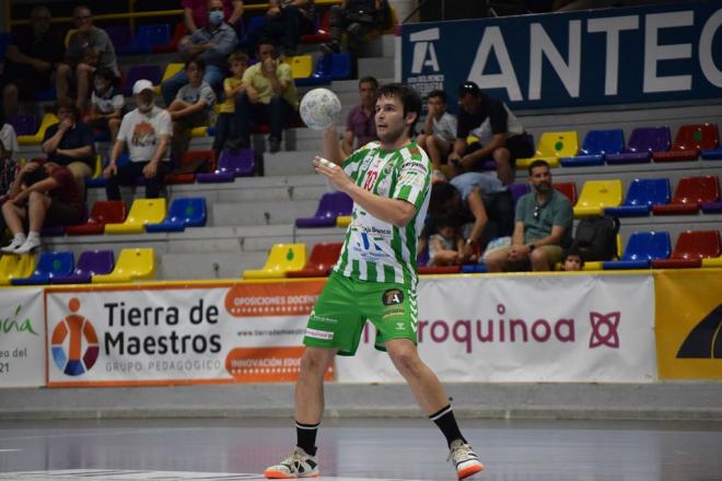 Luis Castro, en un partido con el Iberoquinoa Antequera.