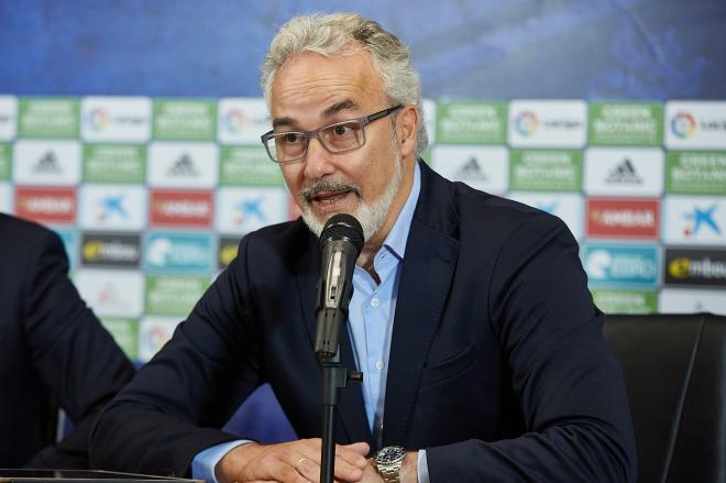 Presentación de Juan Carlos Carcedo en el Real Zaragoza