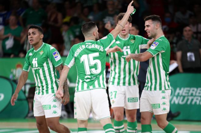 El Betis Futsal seguirá una temporada más en la élite (Foto: RBB).