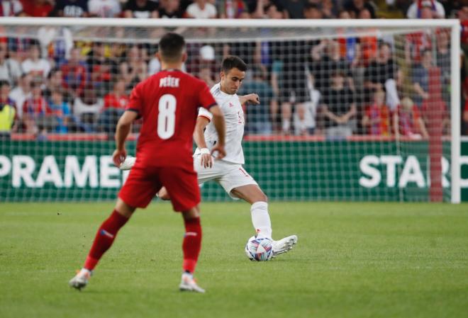 Eric García, en el Chequia-España (Foto: SeFutbol).