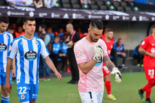 Ian Mackay y Diego Villares momentos antes del Deportivo - Linares (Foto: RCD)