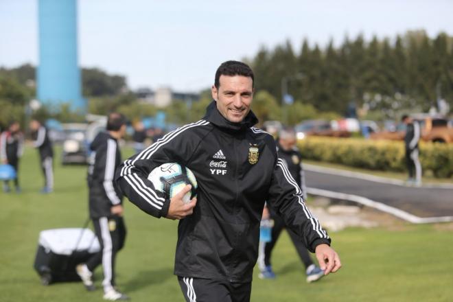 Lionel Scaloni, actualmente seleccionador de Argentina (Foto: @lioscaloni)