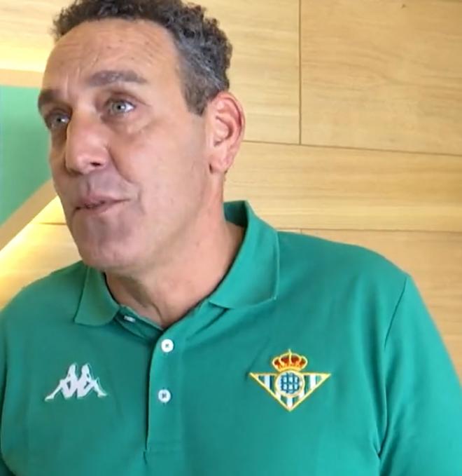 Francis Díaz, entrenador del Betis Féminas.