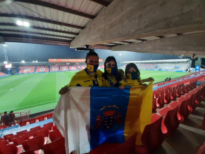 La familia Jiménez Álamo, en Lugo (Foto: @AlexitoJC87).