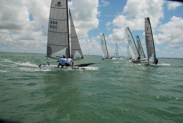 I Campeonato Autonómico de Catamarán en la Bahía de Cádiz (Foto: andaluciadeporte.org).