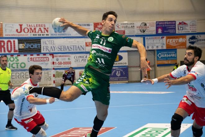 Lucas Grandi, en un partido con el Iberoquinoa Antequera (Foto: Daniel Pérez).