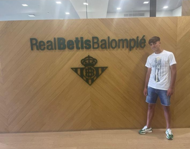 Iker Pérez, fichaje del Betis para el juvenil (Foto: Instagram)