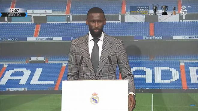 Antonio Rüdiger, en su presentación con el Real Madrid.