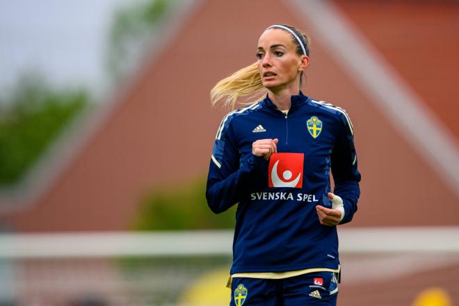 Kosovare Asllani, en un entrenamiento con la selección de Suecia (Foto: Cordon Press).