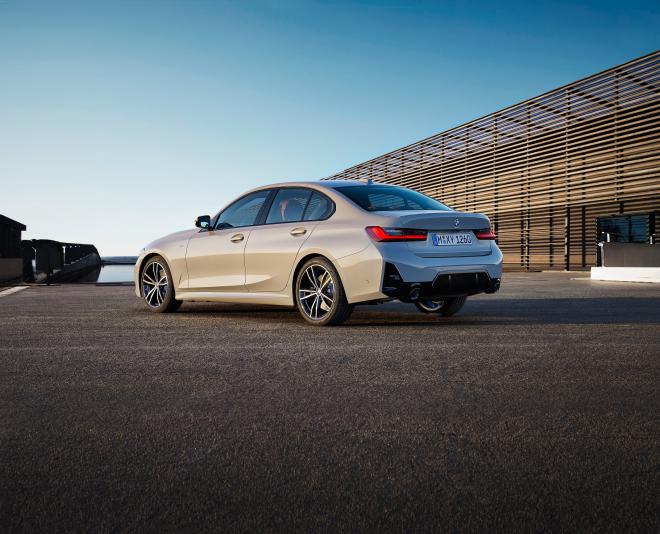 El nuevo BMW Serie 3 arranca en 45.300 euros.