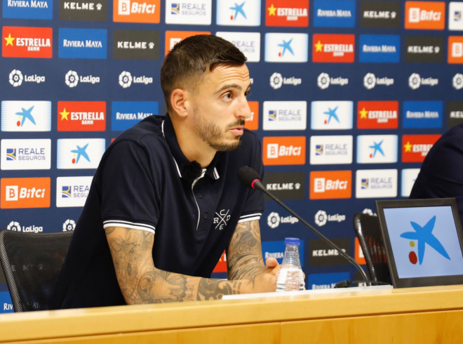 Joselu, en rueda de prensa del Espanyol (FOTO: RCD Espanyol).