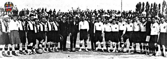 Primer partido en Mestalla