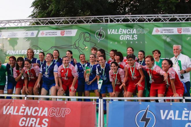 Un homenaje muy especial a referentes del fútbol femenino en la València Cup Girls