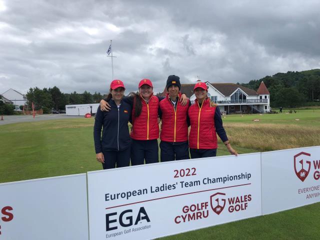 Carla Tejedo, Natalia Fiel y Josele Ballester se encuentran con la selección española para disput