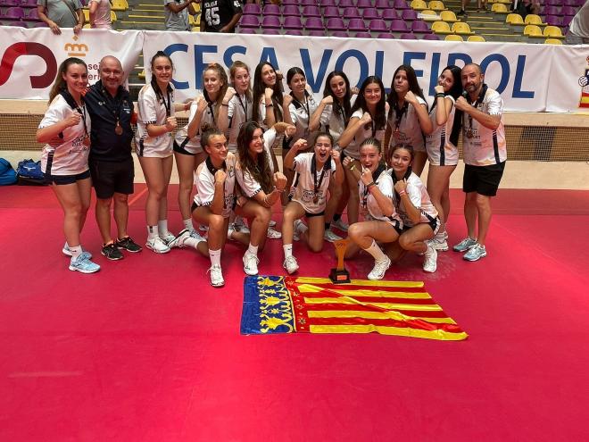 La Comunidad Valenciana regresa del CESA de Voleibol con una plata y dos bronces