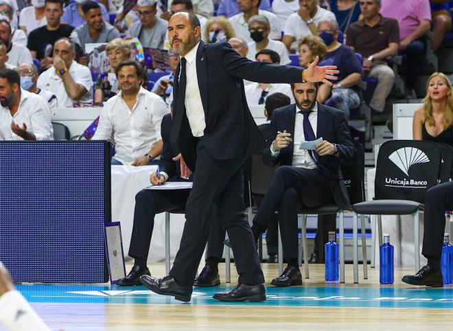 Chus Mateo, nuevo entrenador del Real Madrid de baloncesto (Foto: Cordon Press).