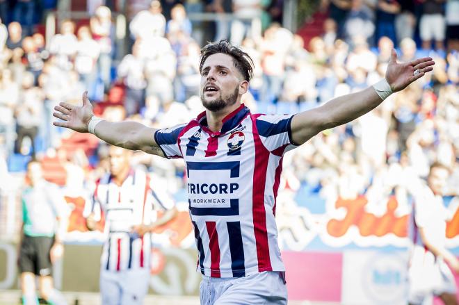 Fran Sol celebra un gol en su etapa en el Willem II (Foto: Cordon Press).
