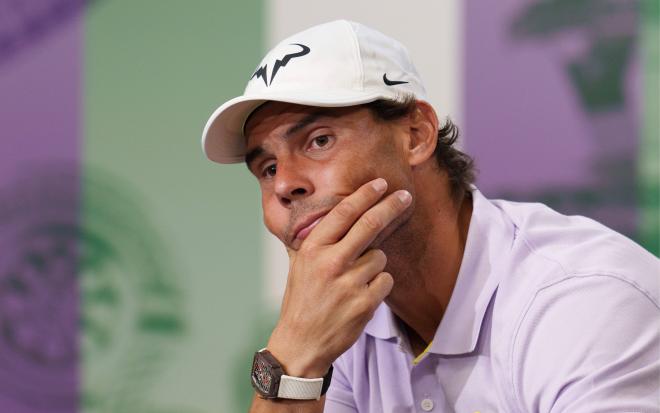 Rafa Nadal, durante la ruede de prensa de su retirada de Wimbledon (Foto: Cordon Press).