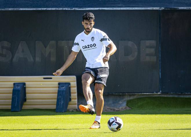 Cömert ya está a las órdenes de Gattuso (Foto: Valencia CF)