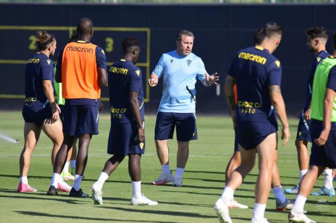 Sergio González, durante un entrenamiento del Cádiz (Foto: CCF).