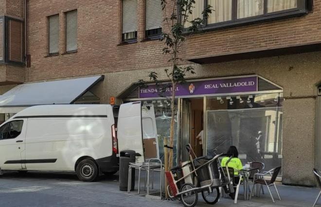 Nueva tienda del Real Valladolid.