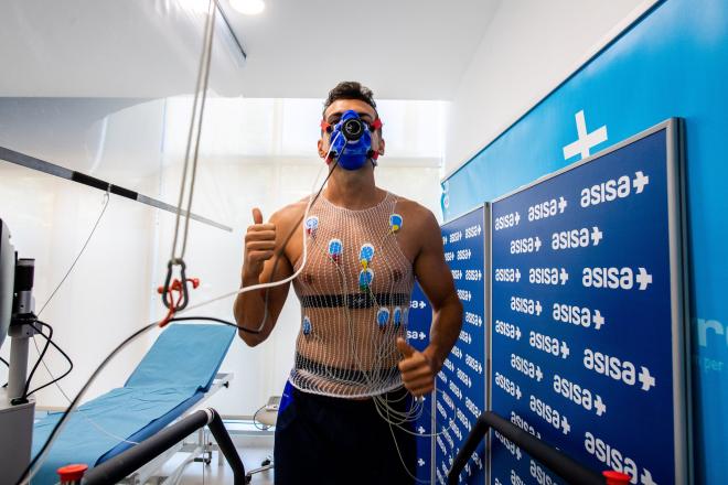 Álex Muñoz se estrena con el Levante (Foto: LUD).