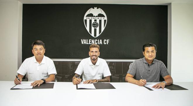 Samu Castillejo, nuevo jugador del Valencia CF (Foto:Valencia CF).