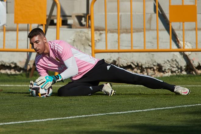 Dani Rebollo en un entrenamiento del Real Zaragoza (Foto: Daniel Marzo).