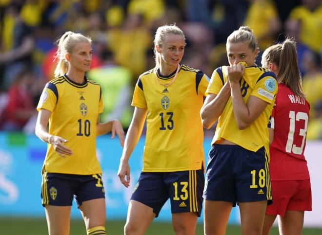 Las jugadoras de Suecia celebran un gol a Suiza (Foto: EFE).