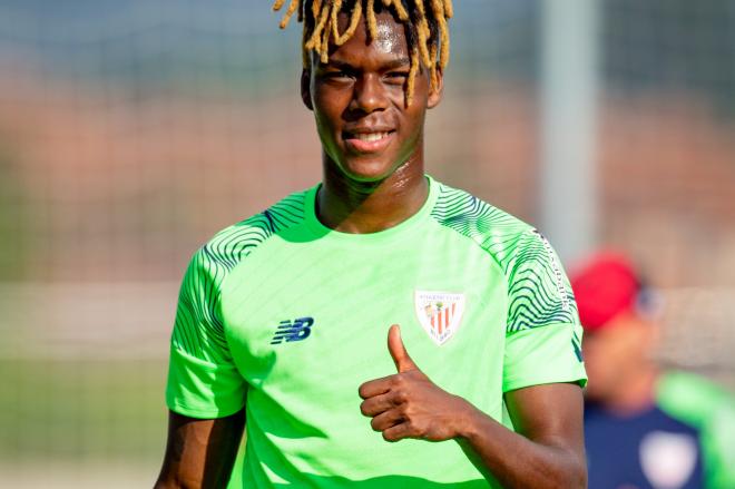 Gesto positivo de Nico Williams en Lezama (Foto: Athletic Club).