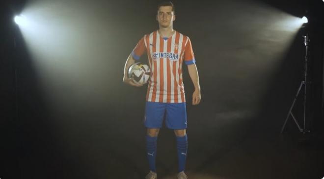 Primera equipación del Sporting para la 2022/2023.