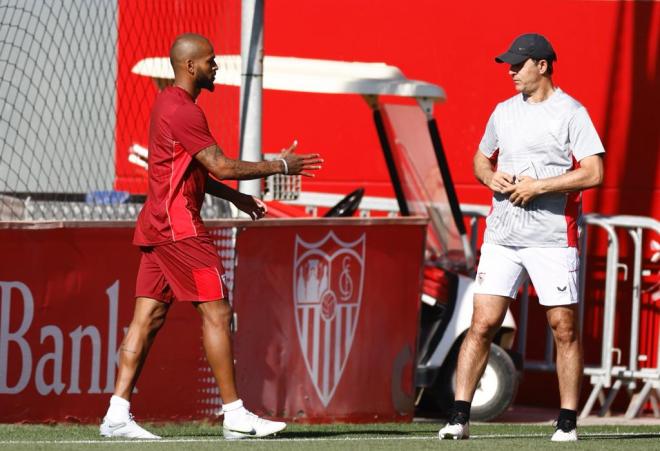 Marcao, junto a Julen Lopetegui (Foto: Kiko Hurtado).