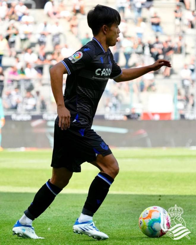 Takefusa Kubo debutó en el amistoso como jugador de la Real (Foto: Real Sociedad).