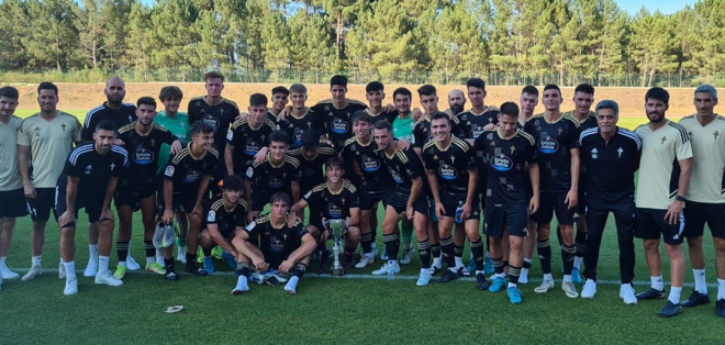 El Celta B tras su primer amistoso de pretemporada (Foto: RC Celta).