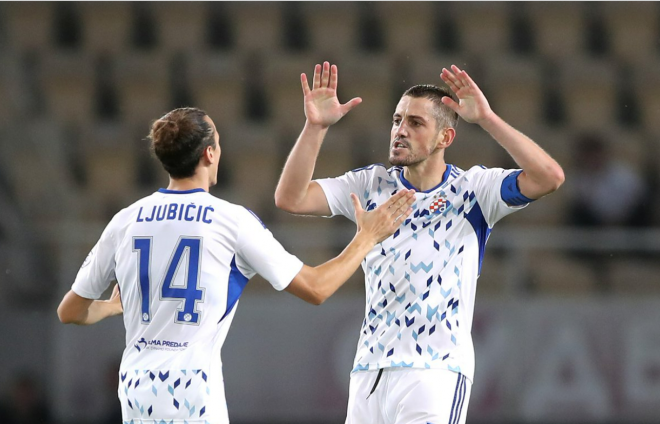 Los jugadores del Dinamo celebran el gol (FOTO: @gnkdinamo).